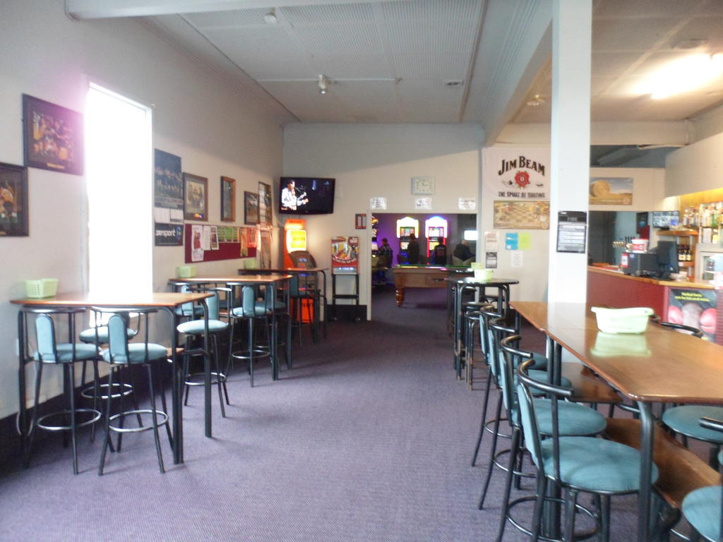 Motel Essex Arms Huntly Zewnętrze zdjęcie